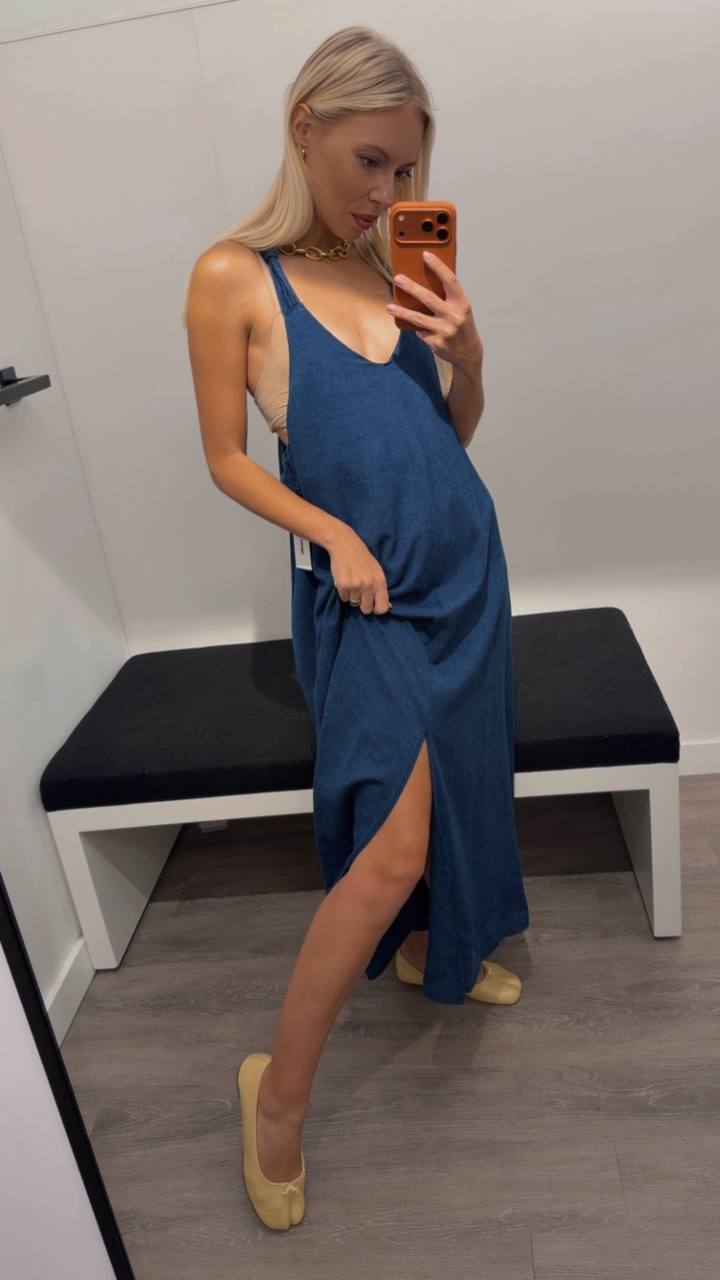 DKNY 🏷️ 63$ (размеры в буквах)