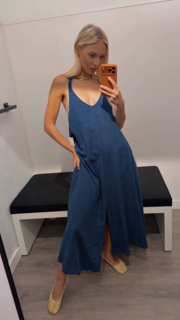 DKNY 🏷️ 63$ (размеры в буквах)