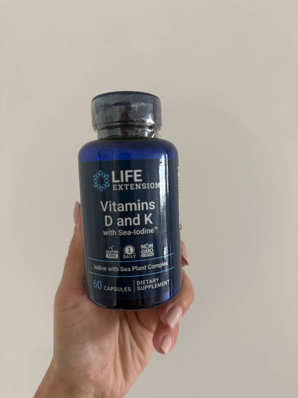 12$ всего две (цена за одну)