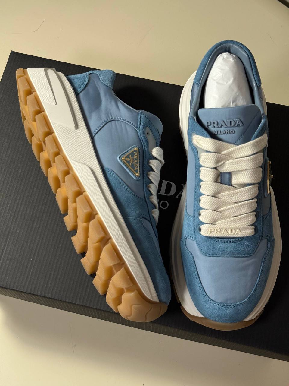 PRADA (размер 38)