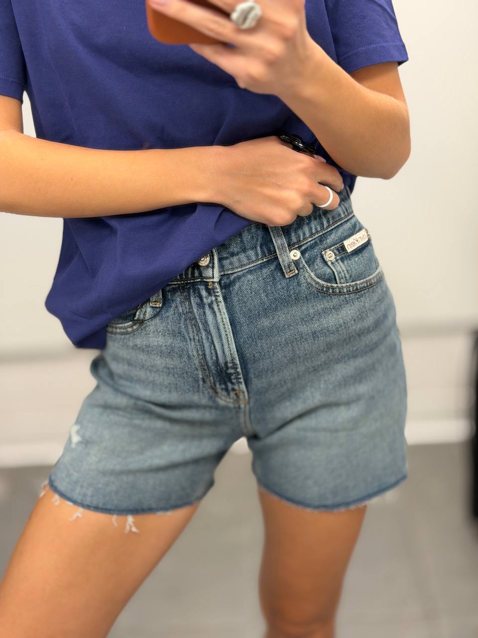 CALVIN KLEIN 🏷️ 45$