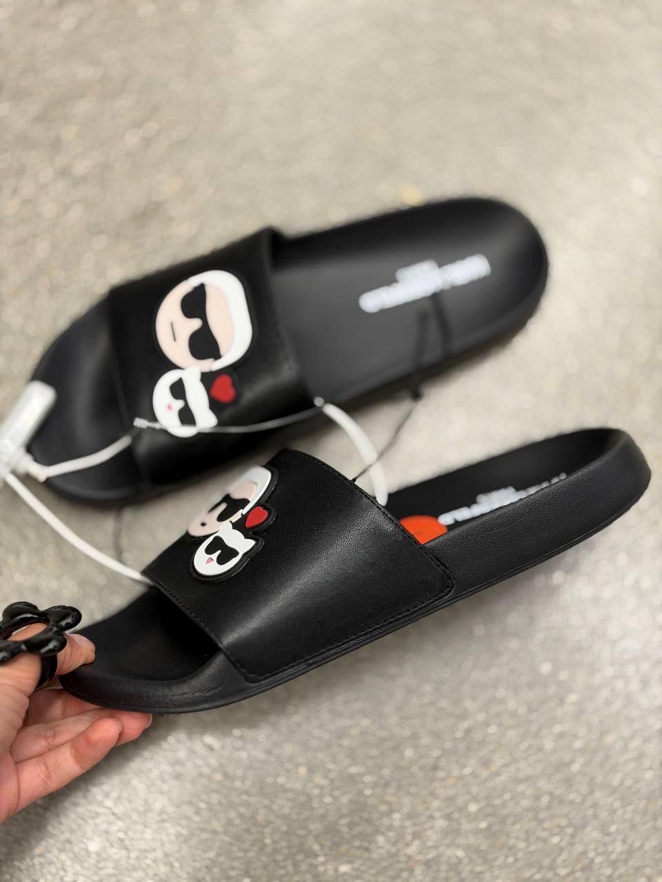 KARL LAGERFELD 🏷️