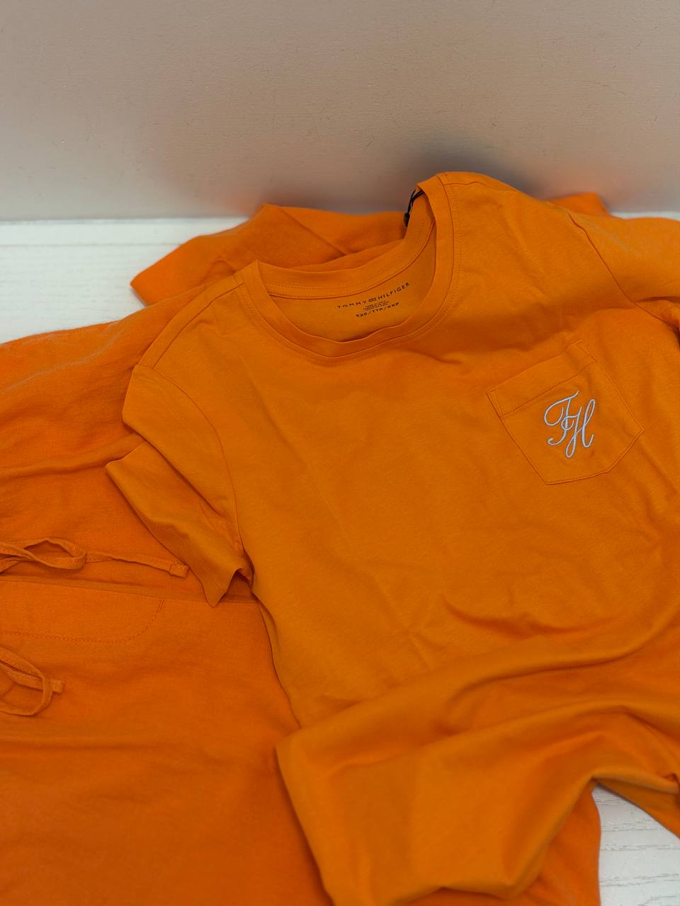 TOMMY HILFIGER