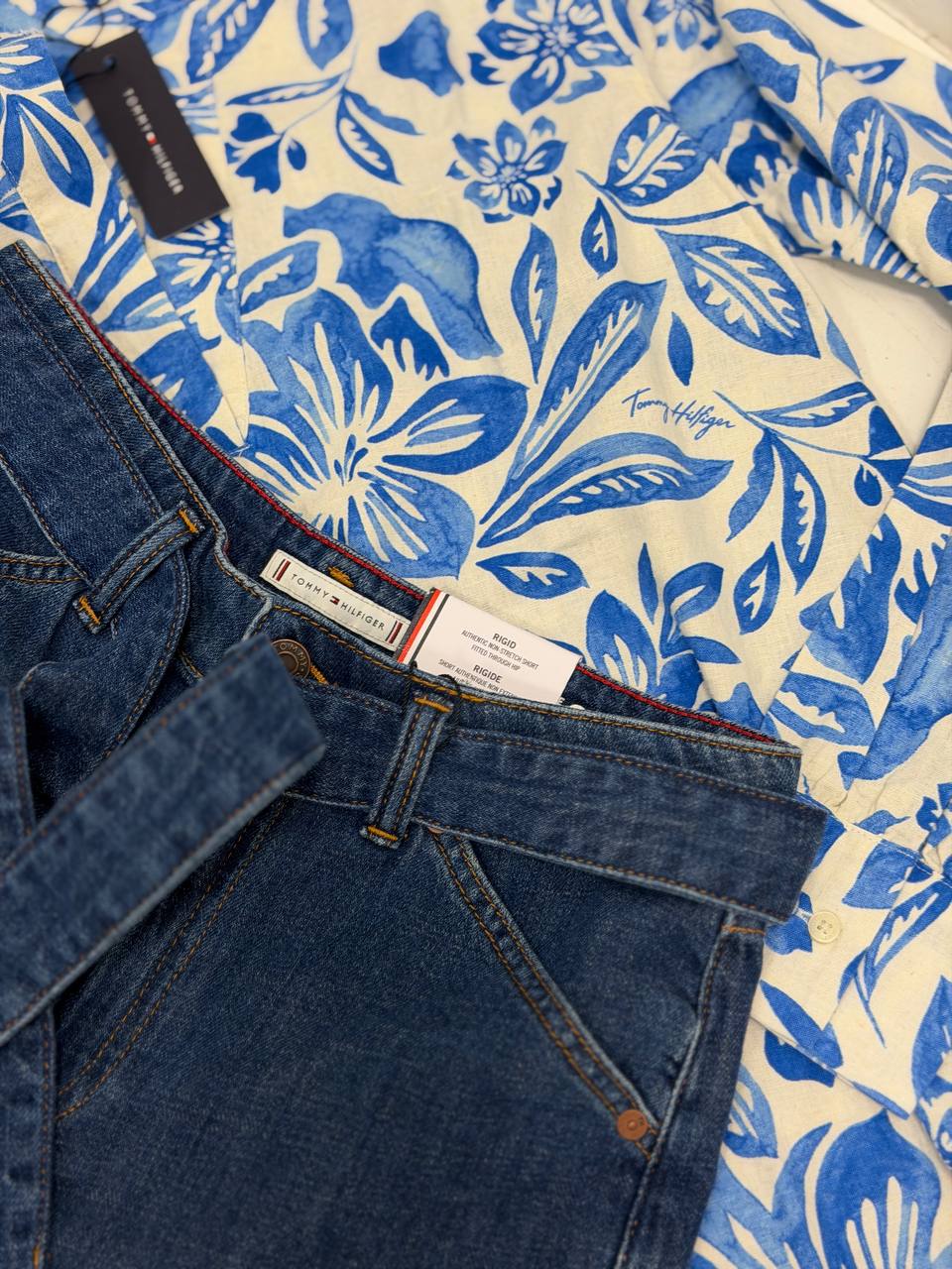 TOMMY HILFIGER