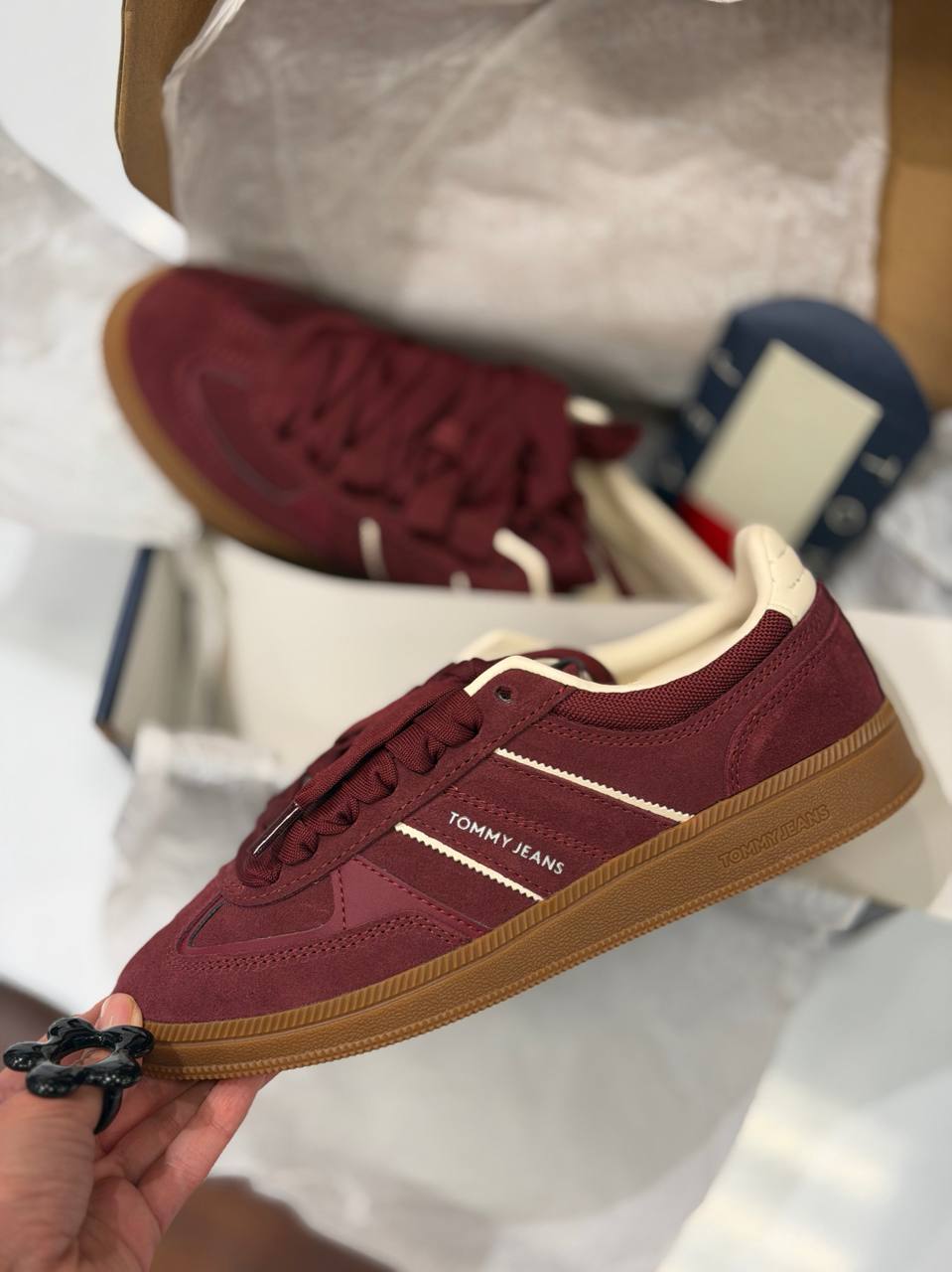 TOMMY HILFIGER 🏷️ 50$