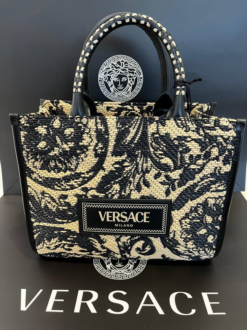 VERSACE