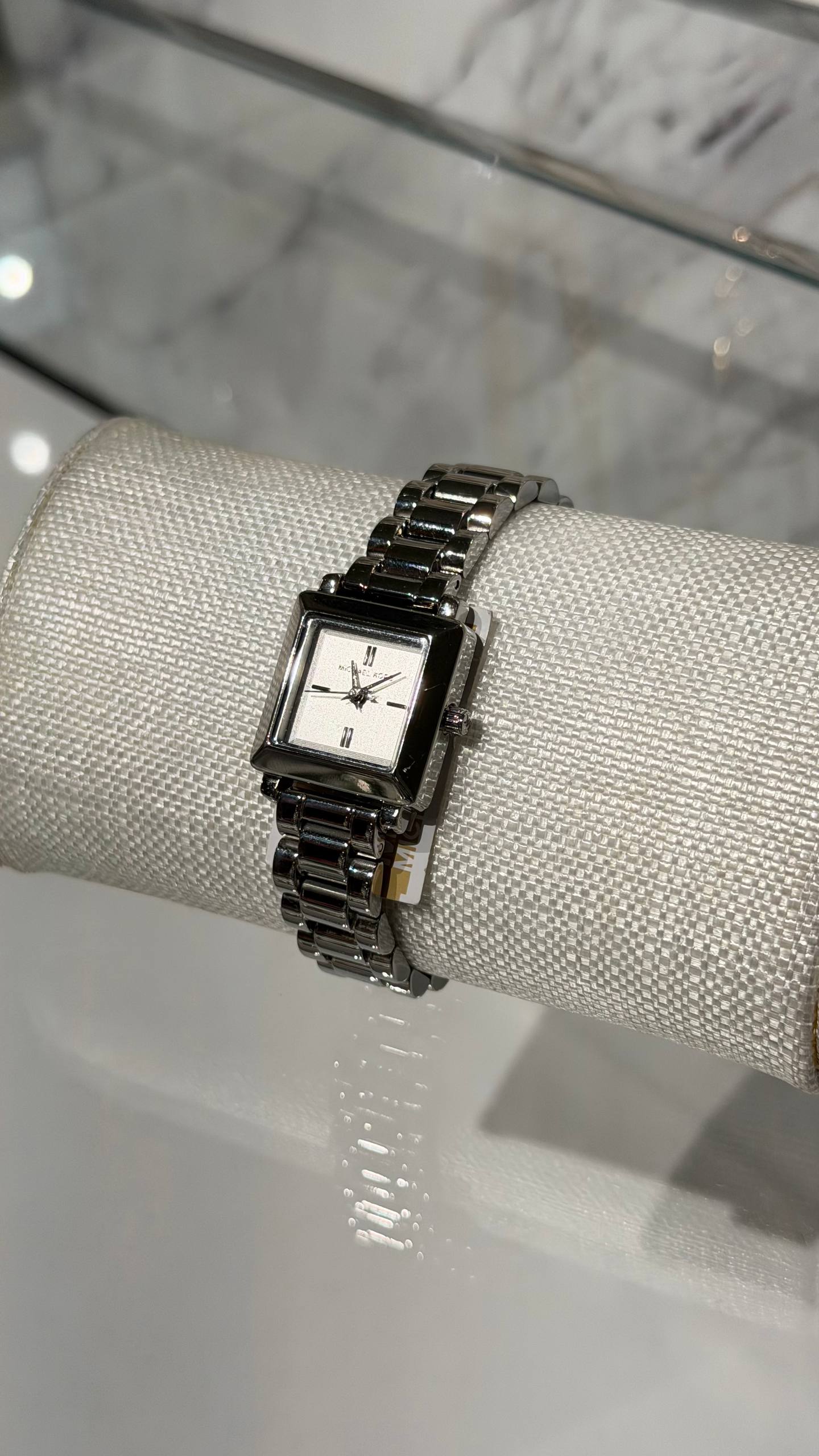 MICHAEL KORS