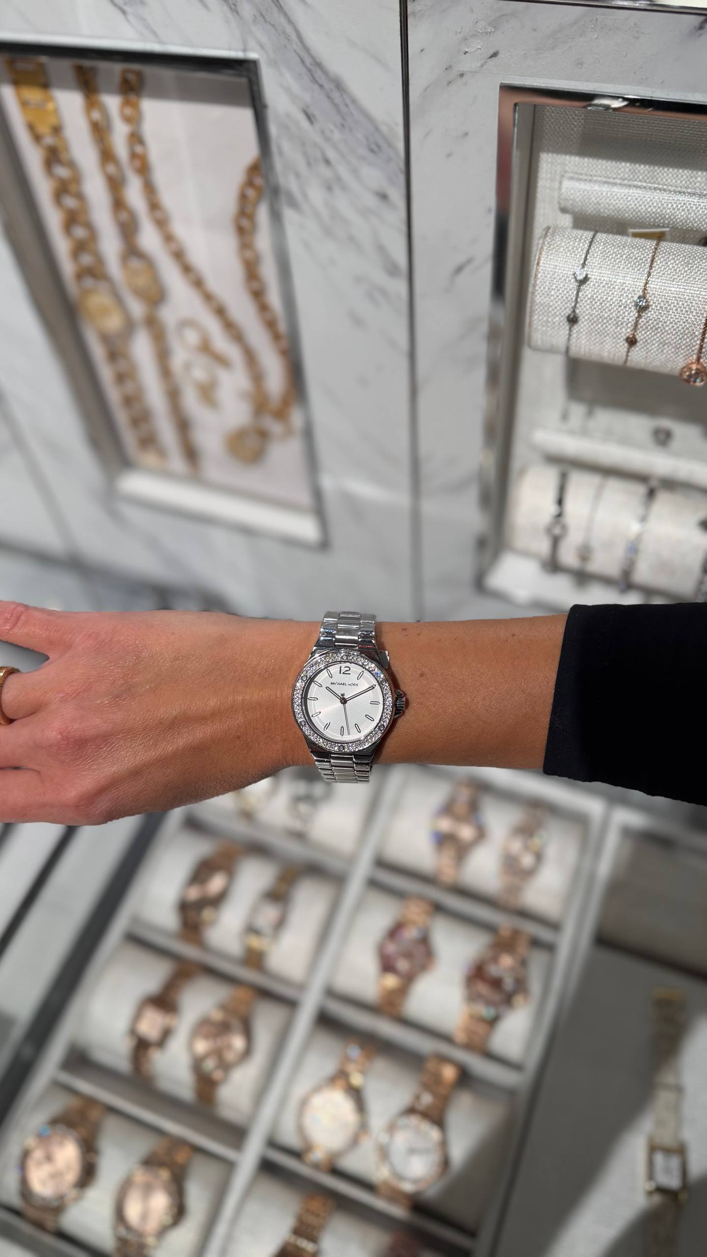 MICHAEL KORS