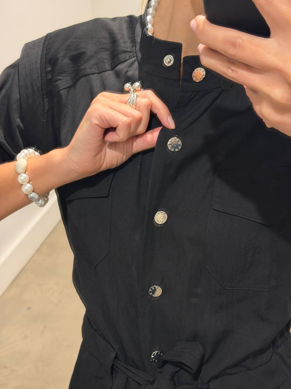 DKNY 🏷️ 84