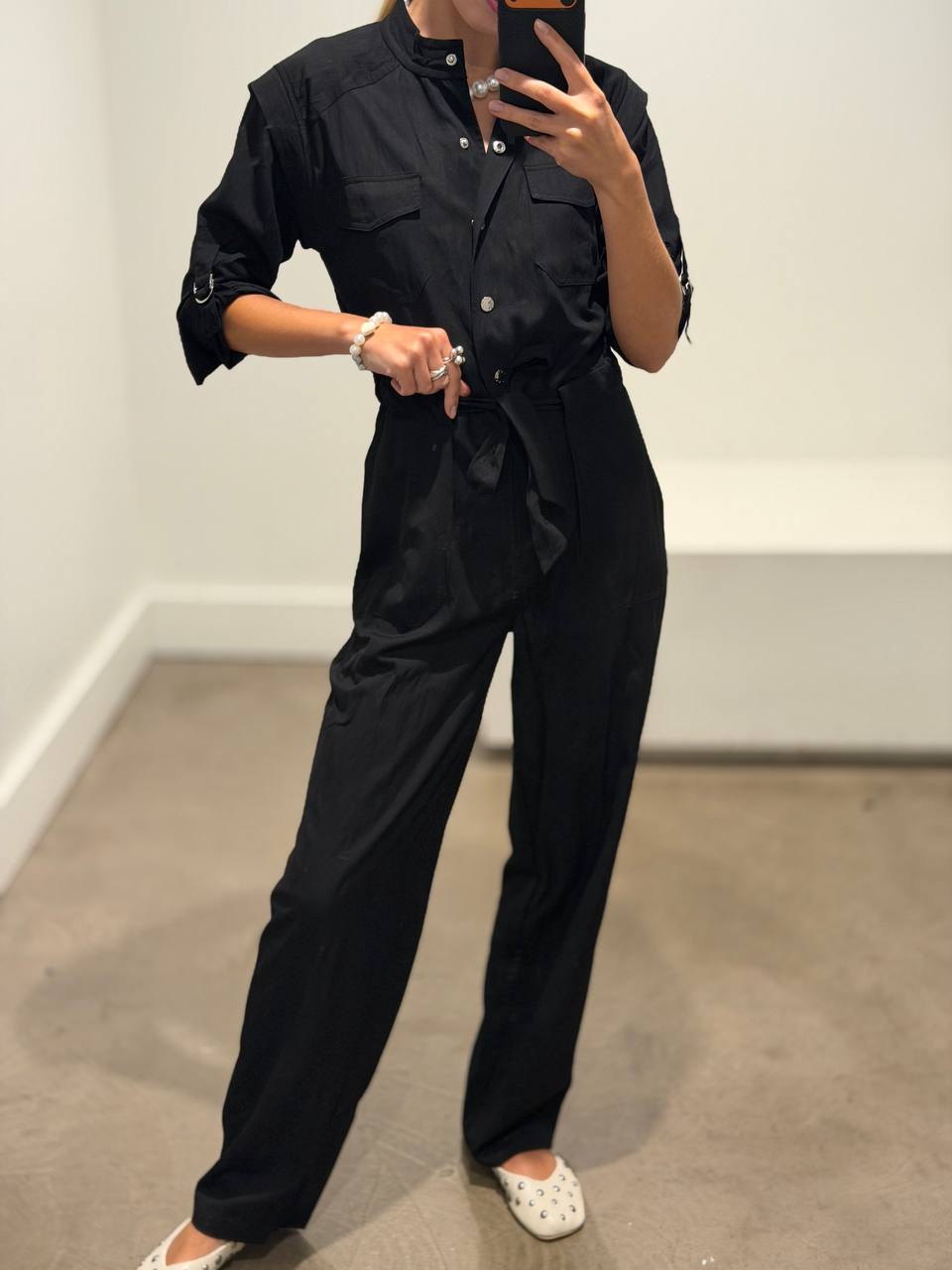 DKNY 🏷️ 84