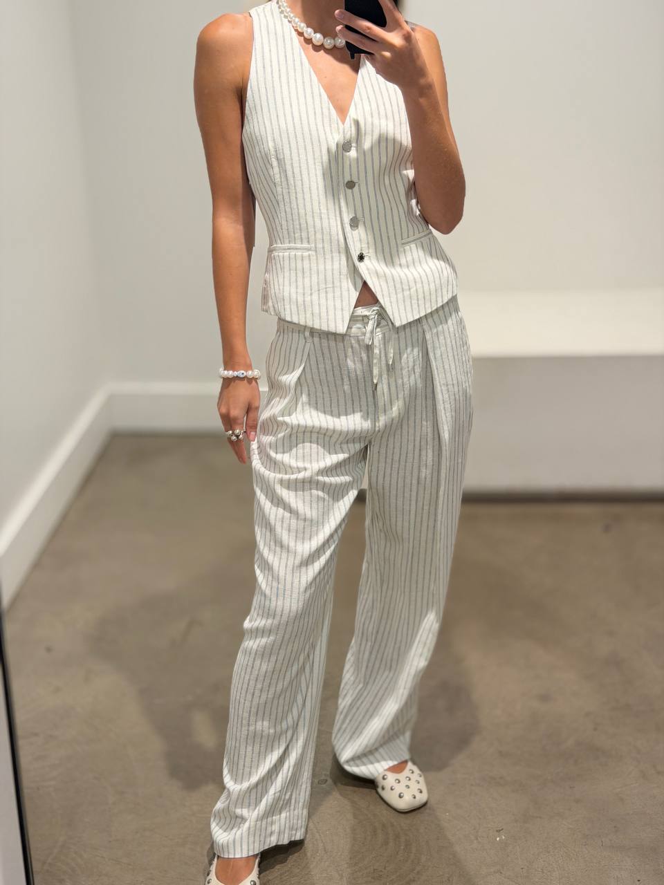 DKNY