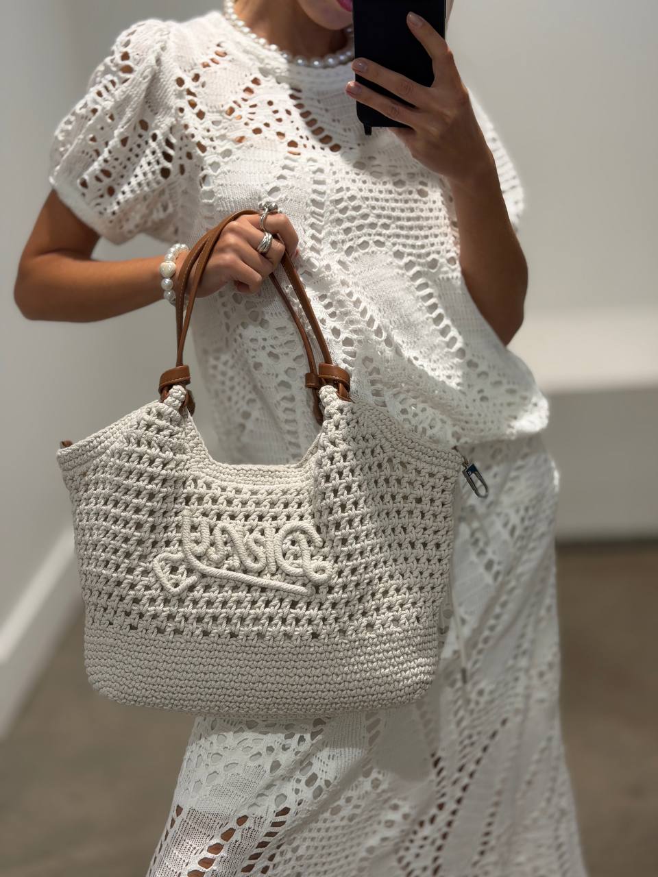 DKNY