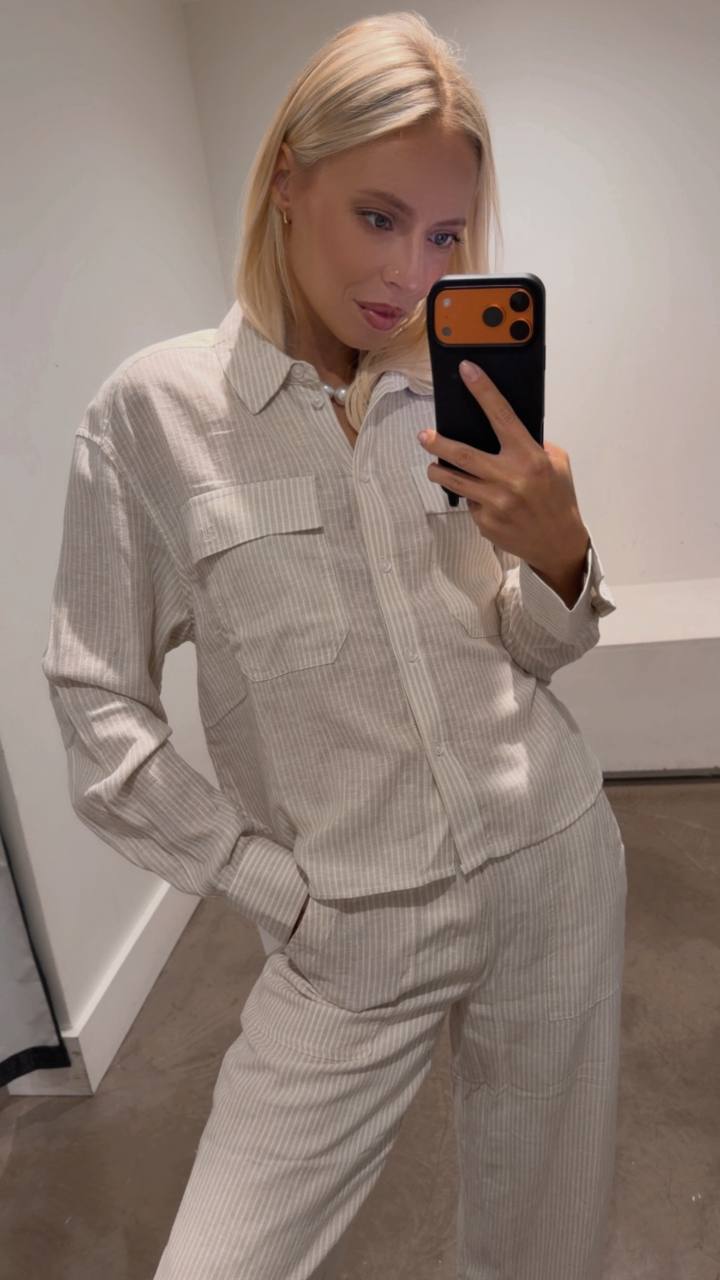 DKNY