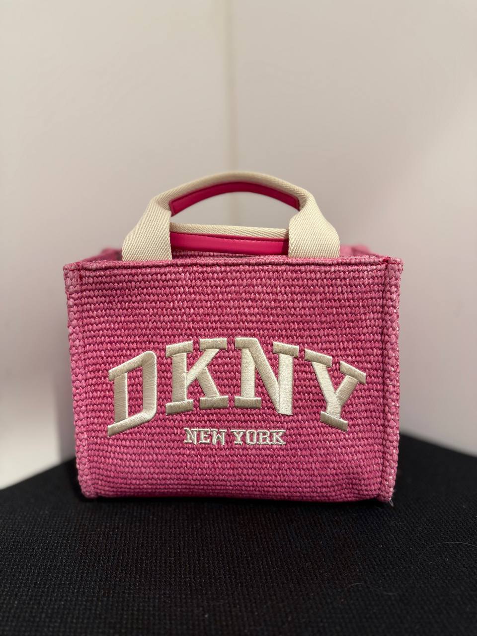 DKNY