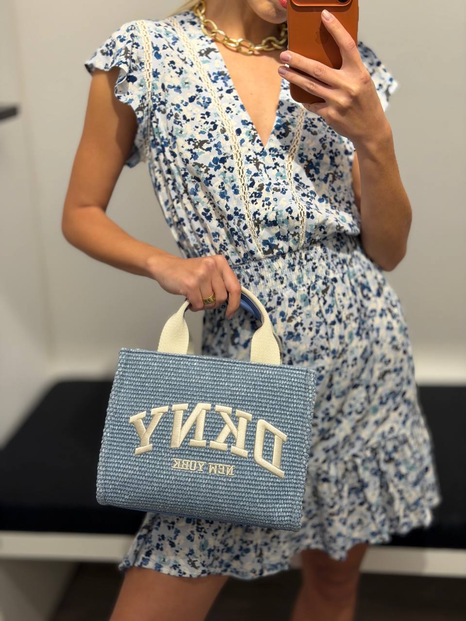DKNY
