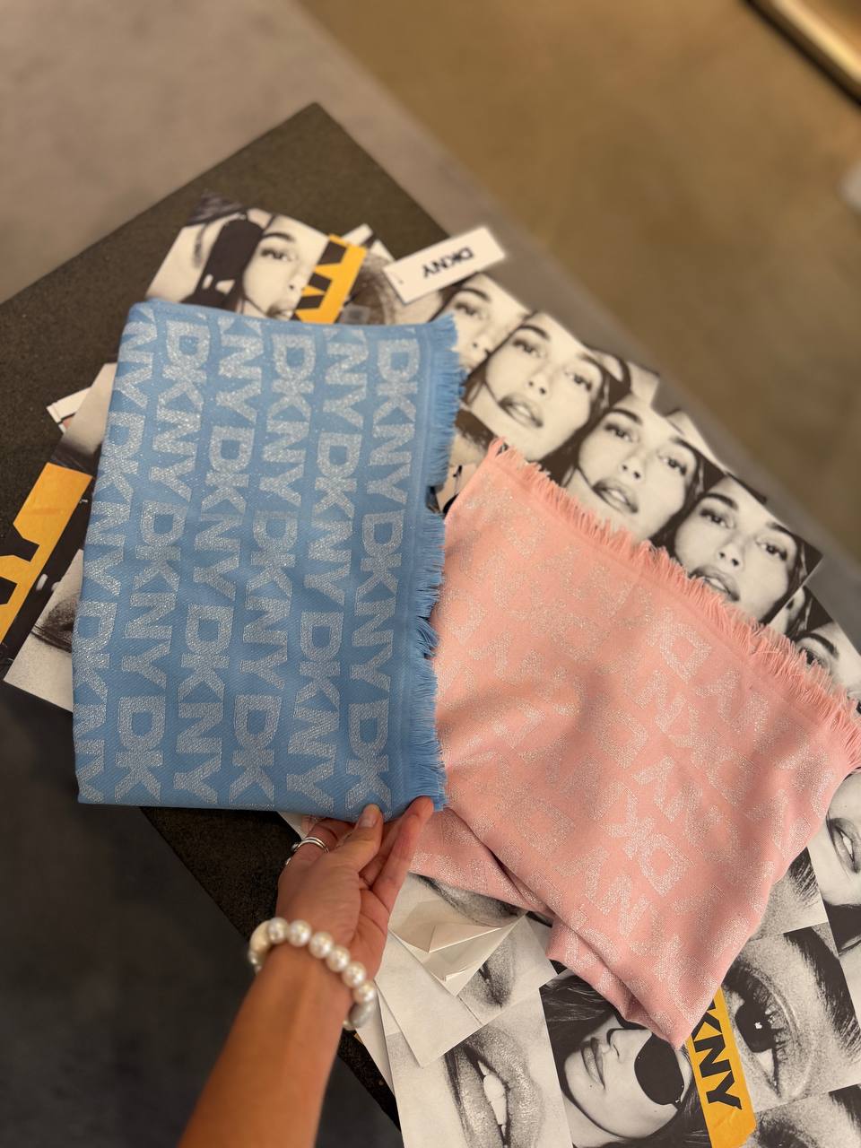 DKNY 🏷️ 34$