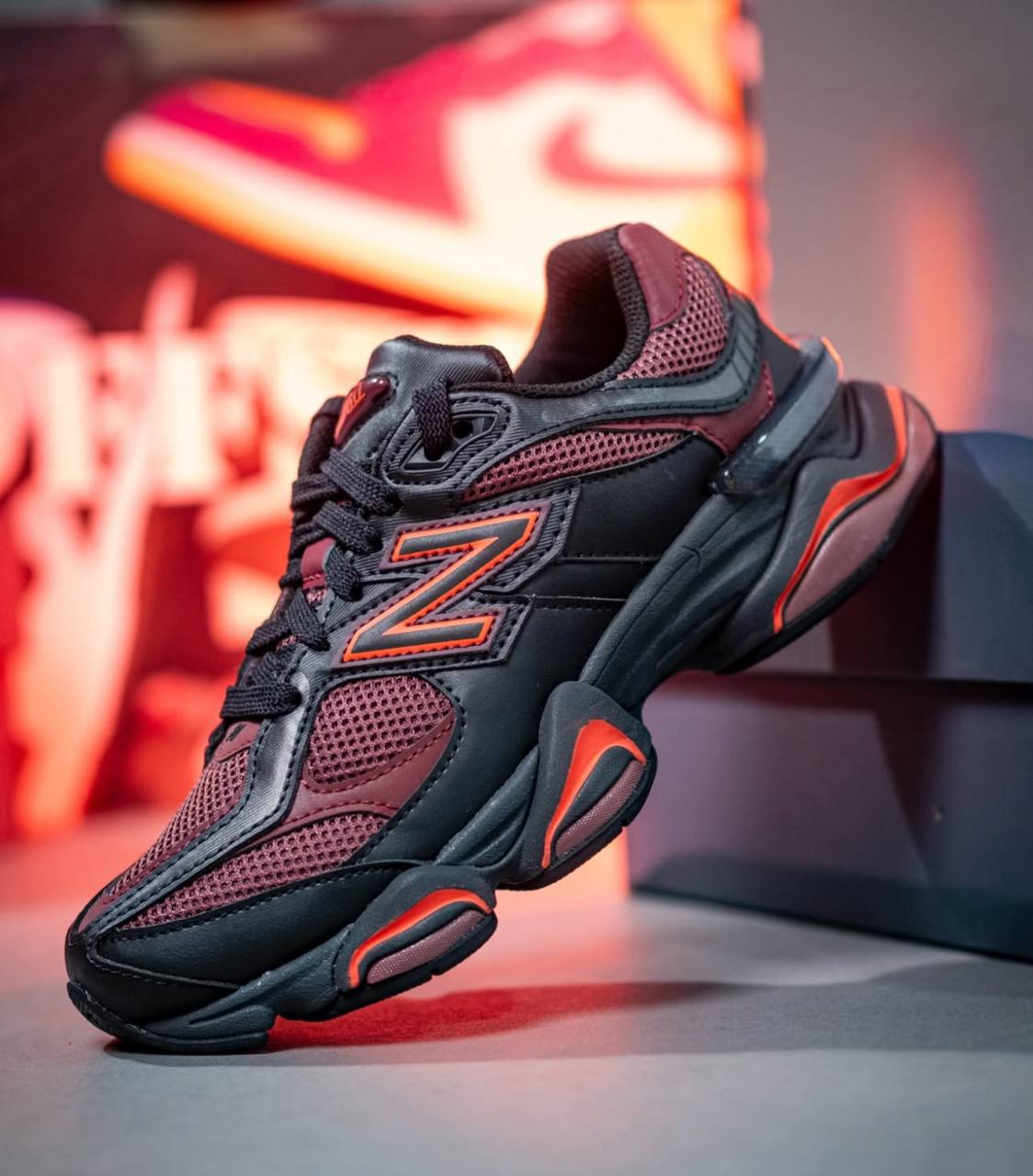 NEW BALANCE