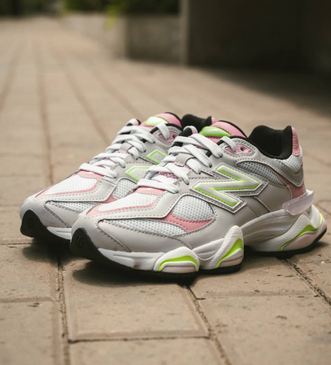 NEW BALANCE