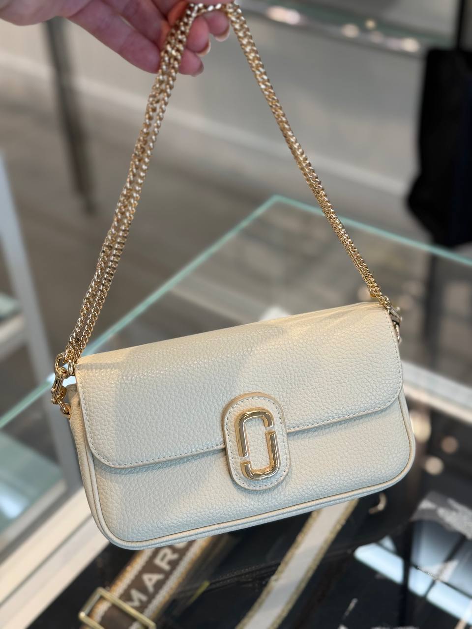MARC JACOBS