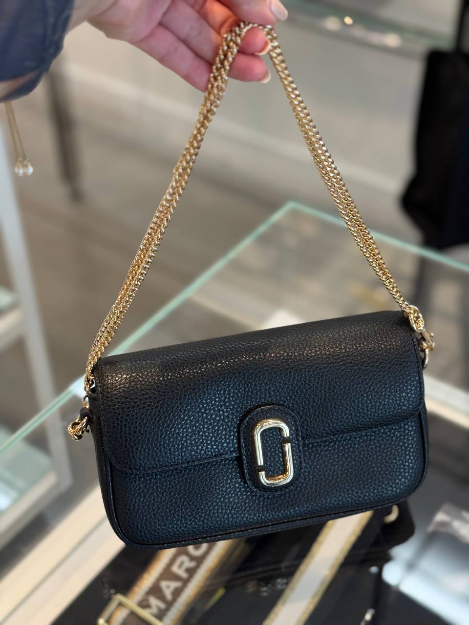 MARC JACOBS