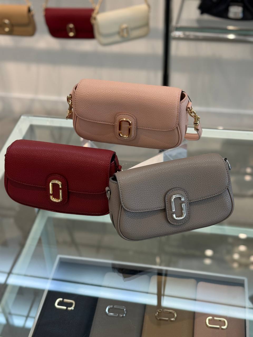 MARC JACOBS