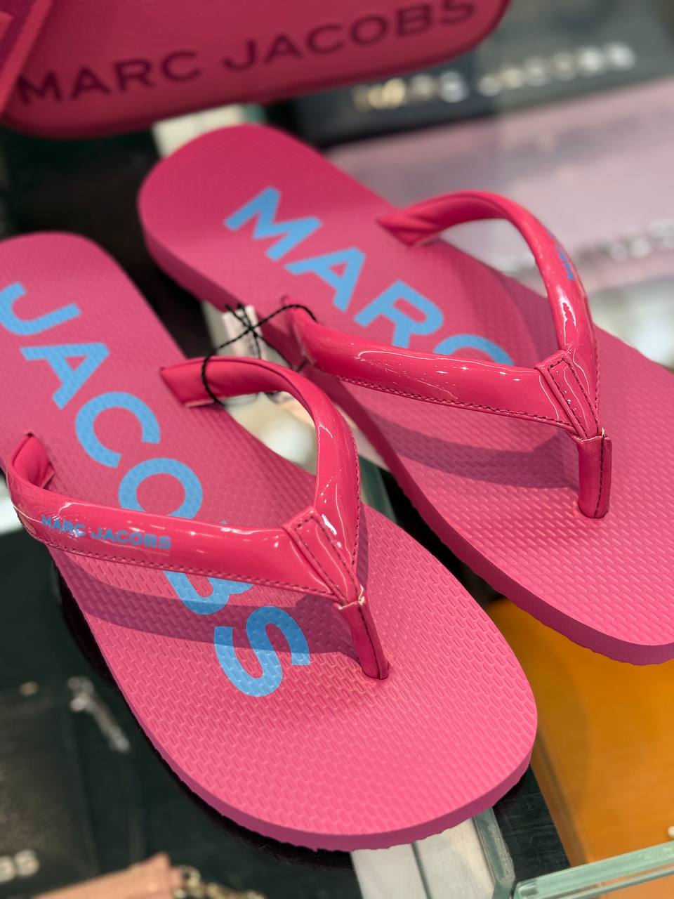 MARC JACOBS