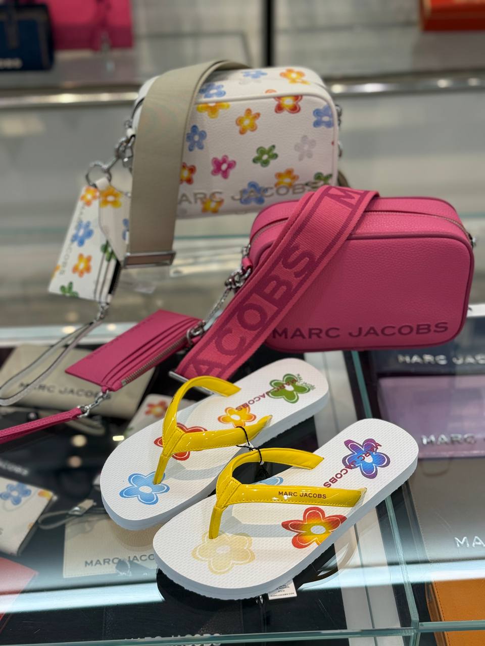 MARC JACOBS