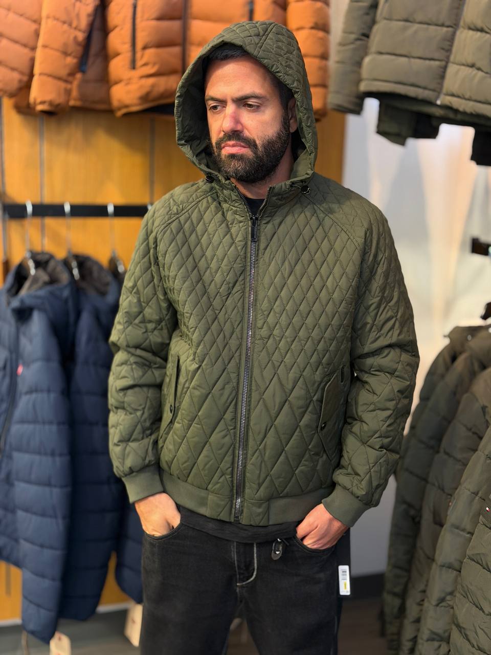 KARL LAGERFELD 🏷️ 51$