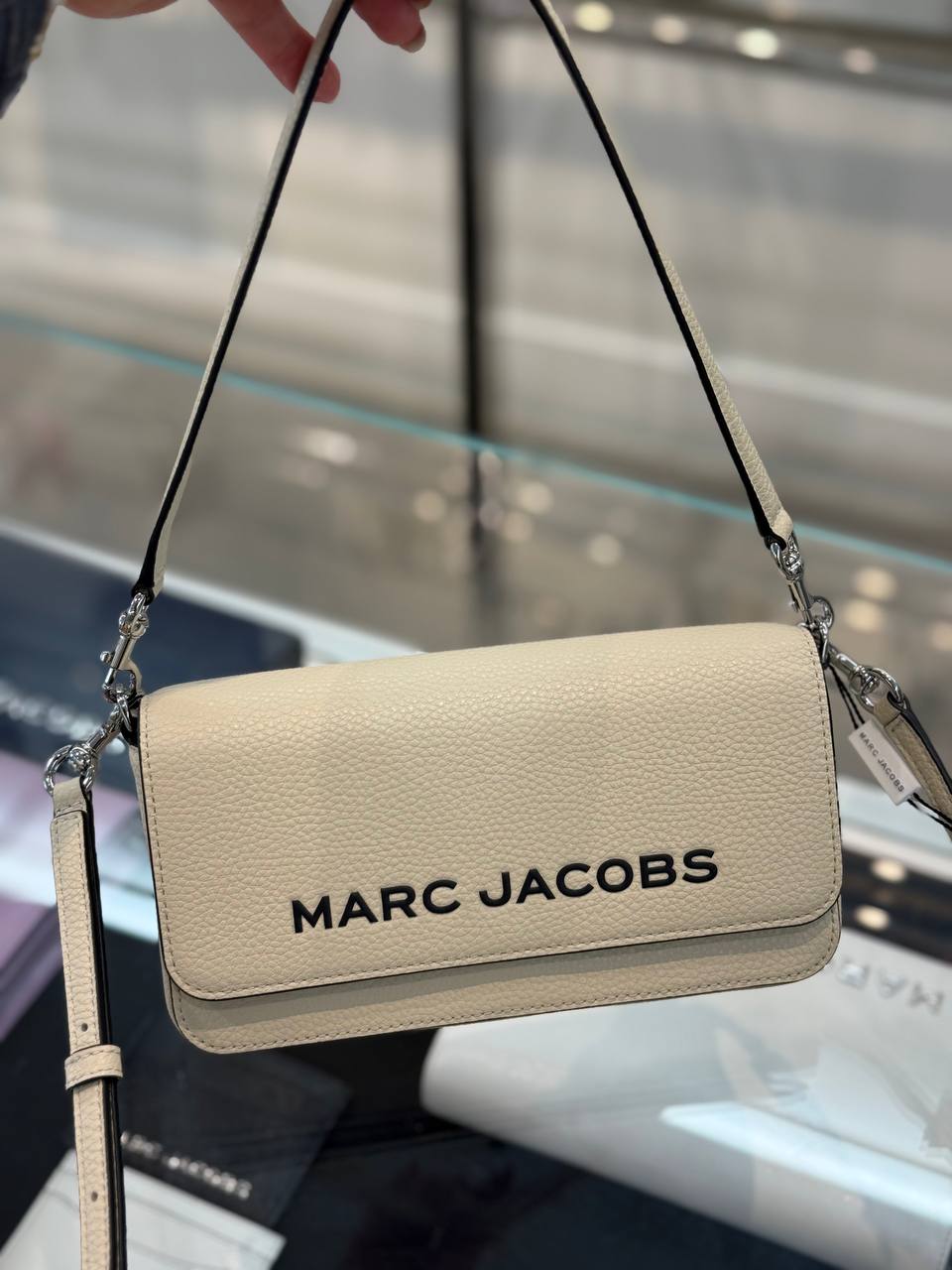 MARC JACOBS
