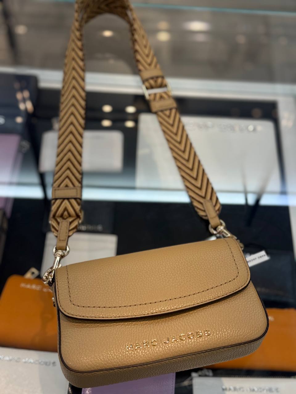 MARC JACOBS