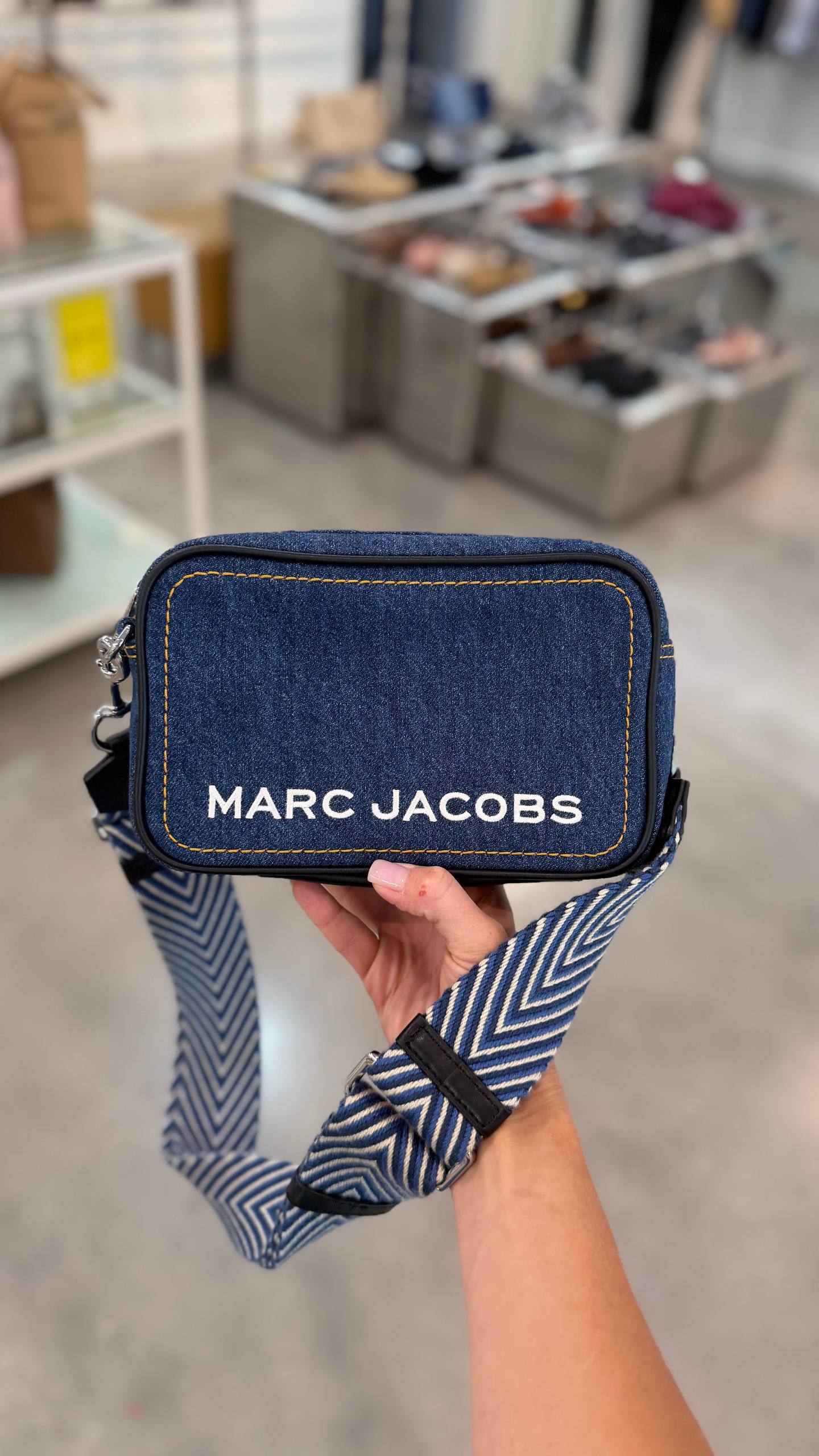 MARC JACOBS