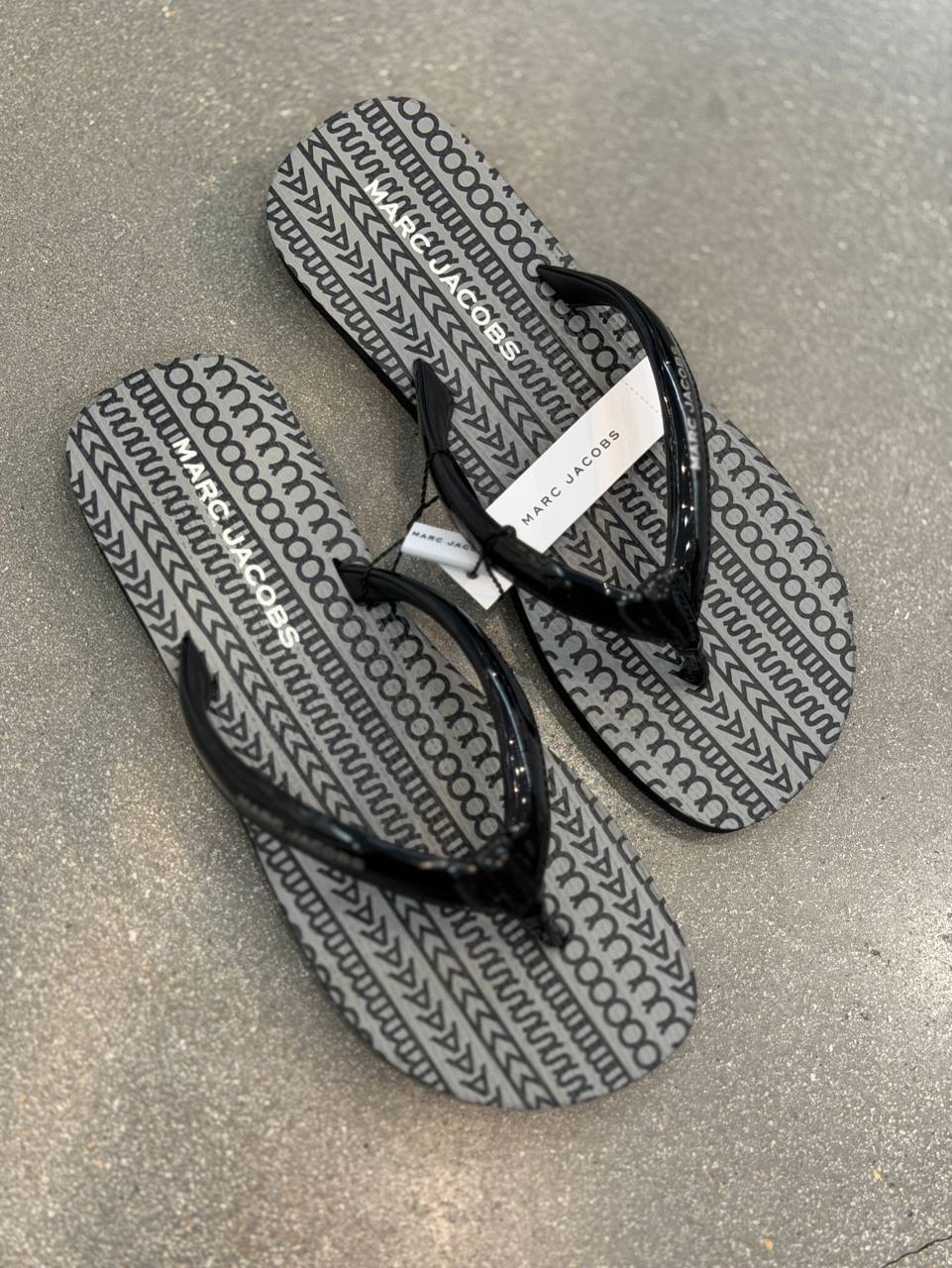 MARC JACOBS ‼️СНИЖЕНИЕ ЦЕНЫ‼️🏷️ 51$