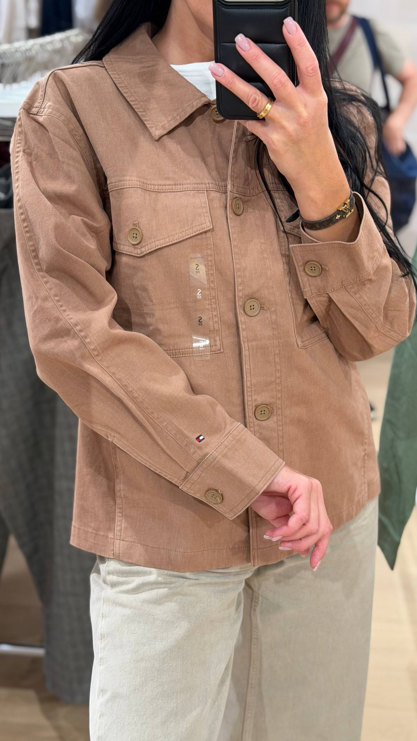 TOMMY HILFIGER