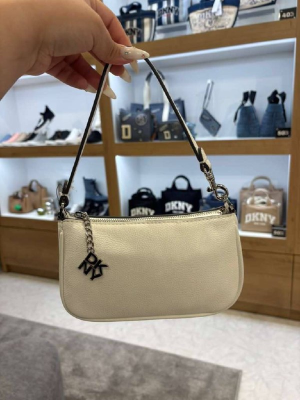 DKNY 🏷️ 56$