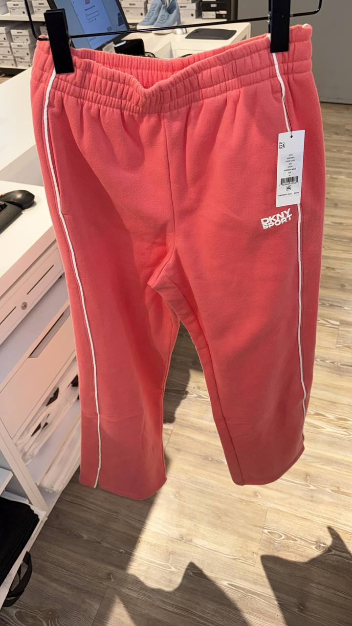 DKNY