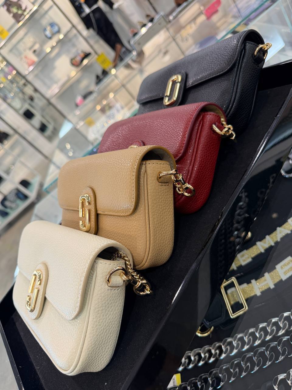 MARC JACOBS 🏷️ 132$