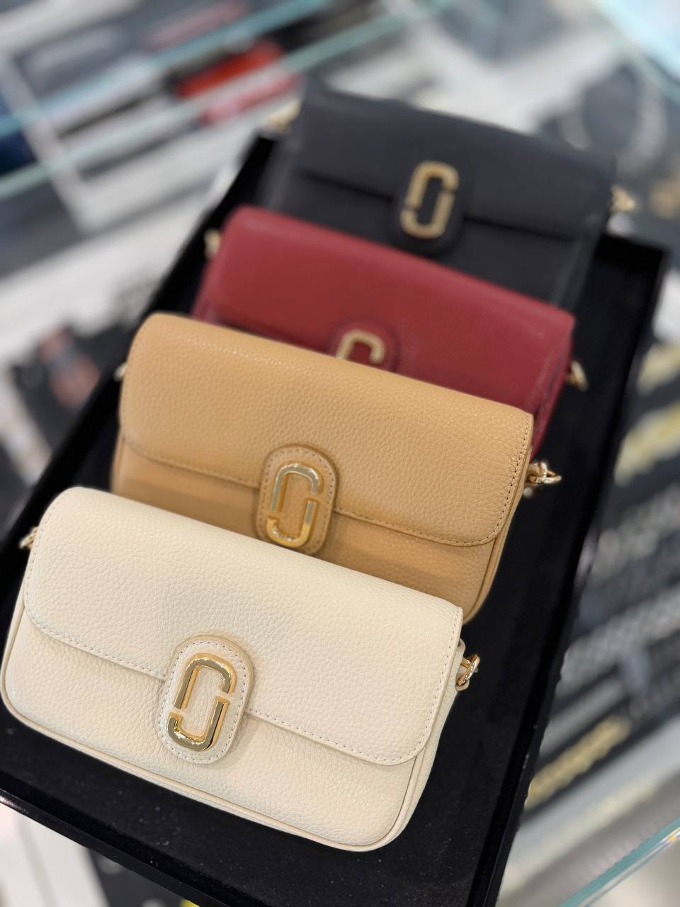 MARC JACOBS 🏷️ 132$
