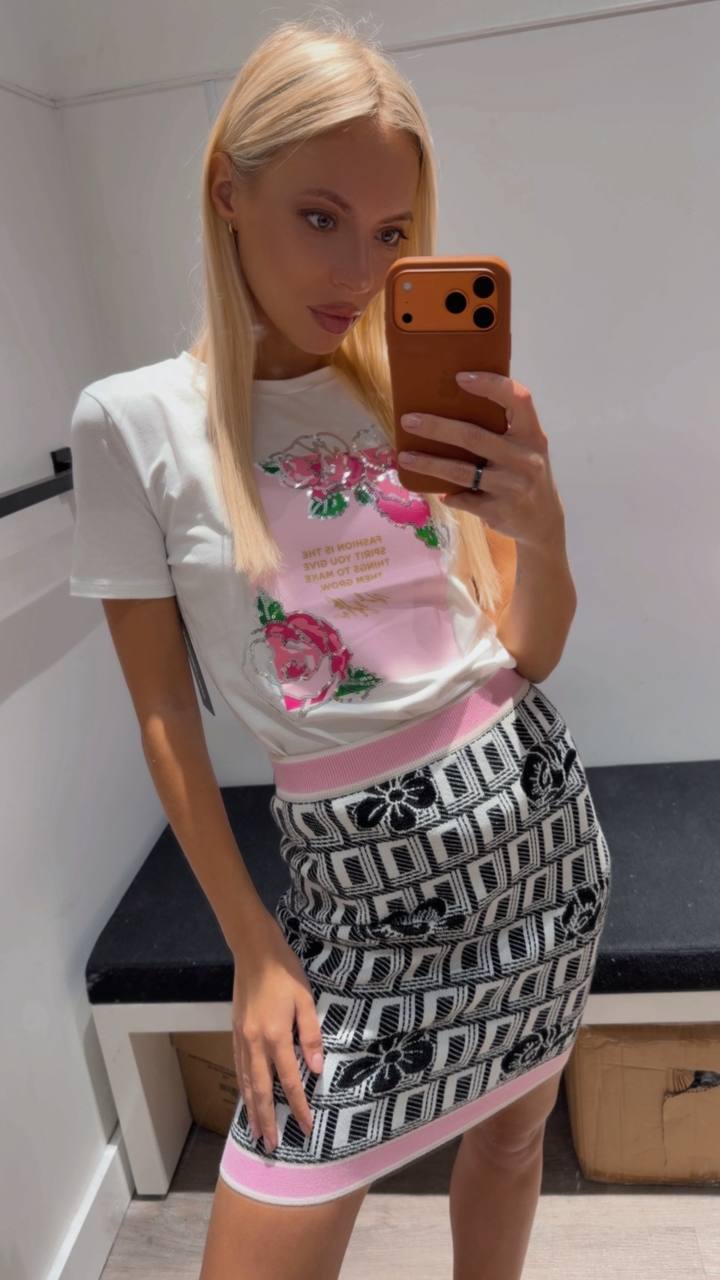 KARL LAGERFELD 🏷️ 33$