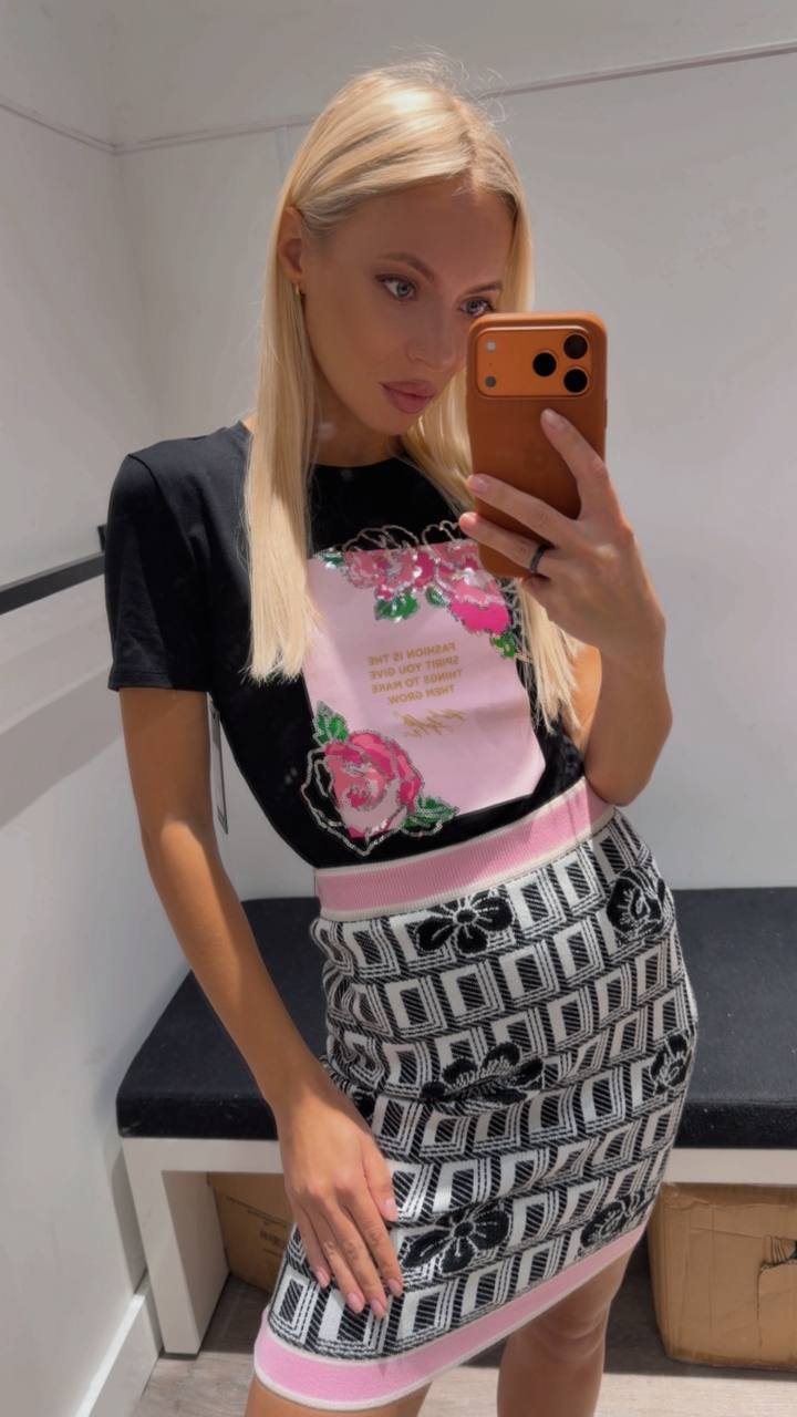 KARL LAGERFELD 🏷️ 33$