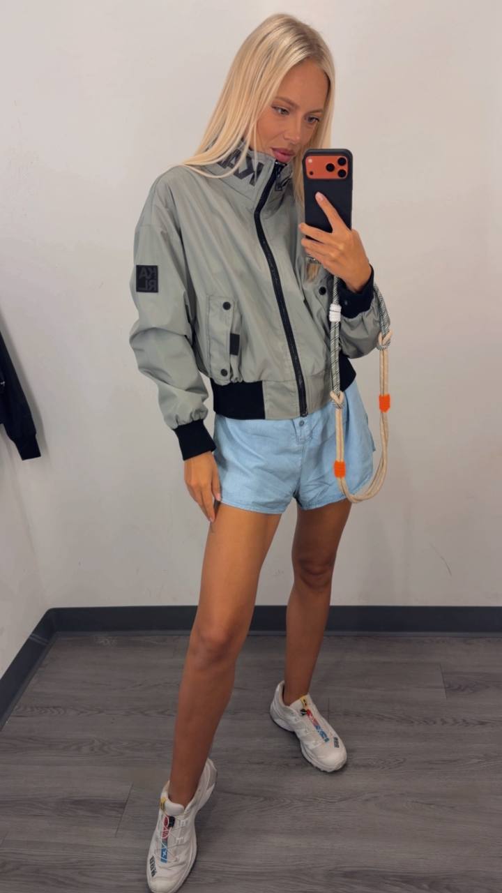KARL LAGERFELD 🏷️ 81$