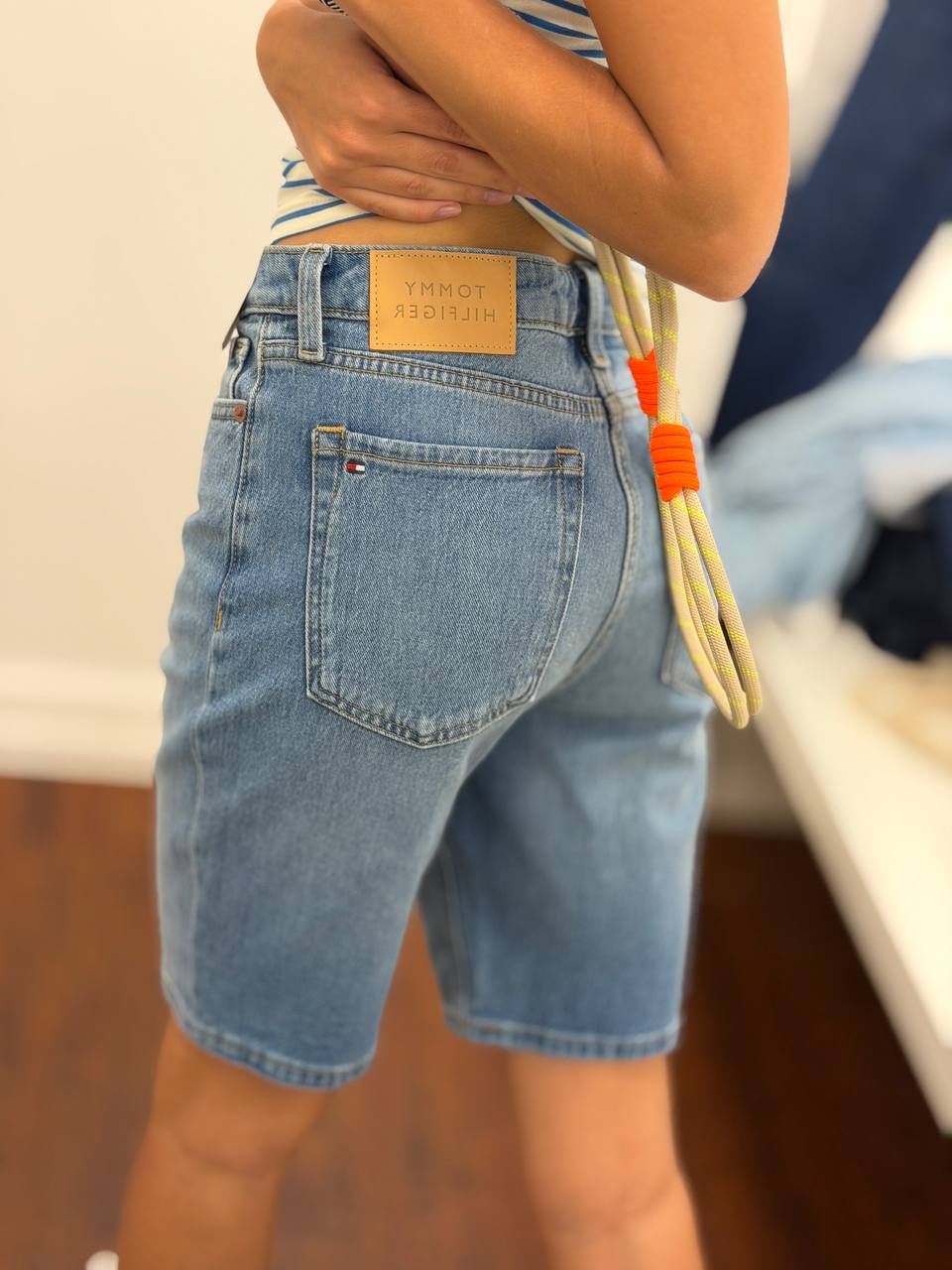 Tommy Hilfiger 🏷️ 37$