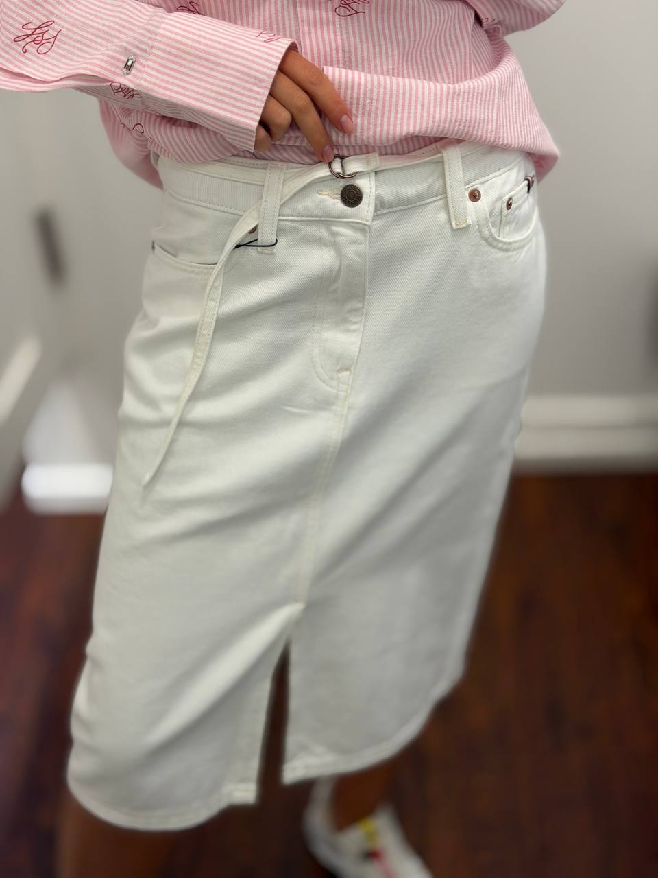 Tommy Hilfiger 🏷️ 50$