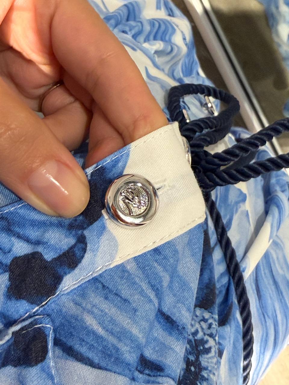 KARL LAGERFELD 🏷️ 112$