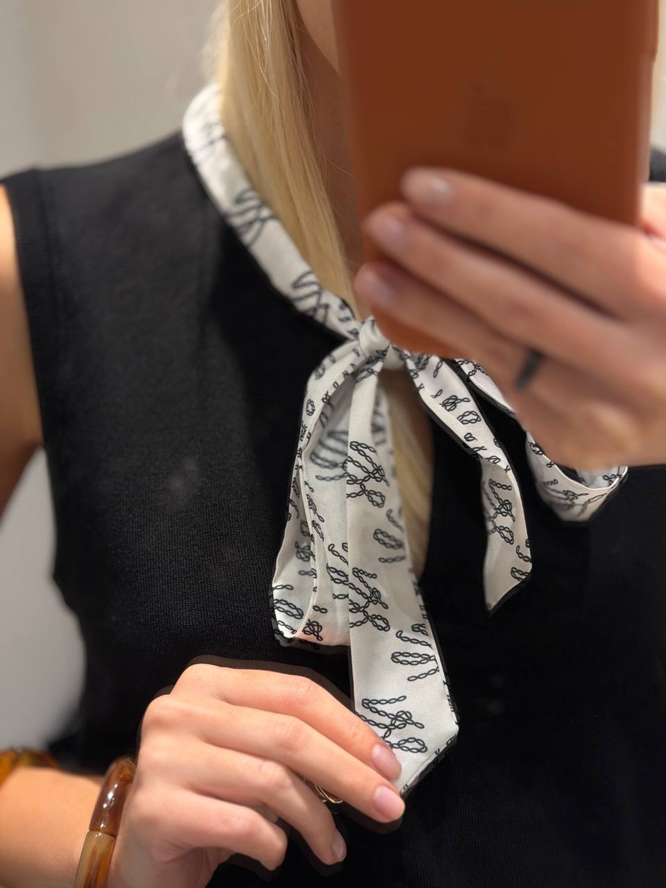 KARL LAGERFELD 🏷️ 47$
