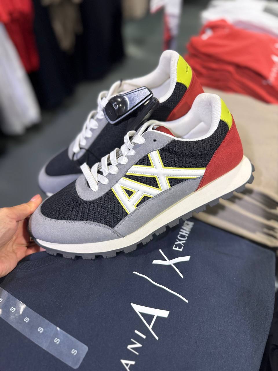 ARMANI EXCHANGE