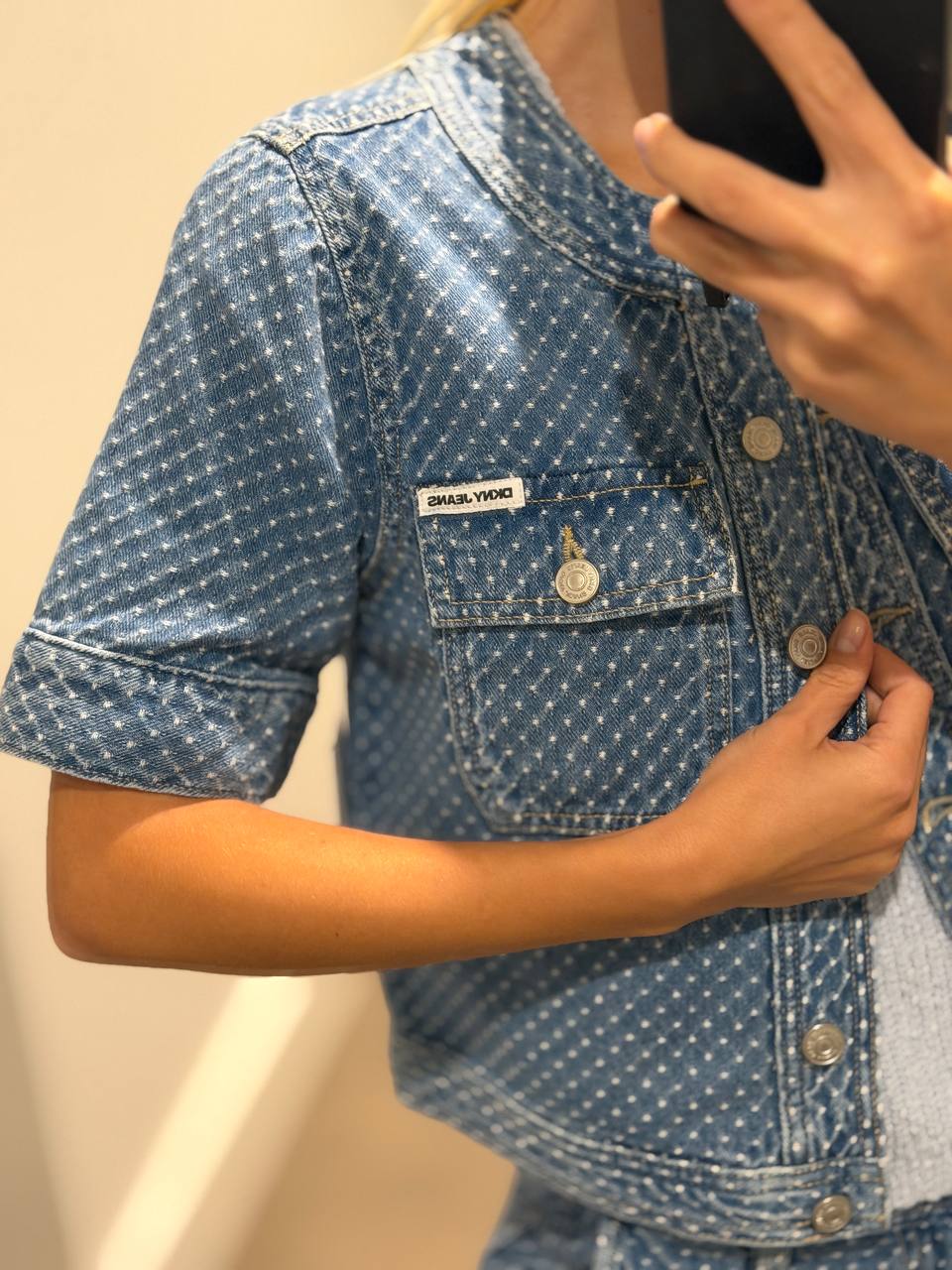 DKNY