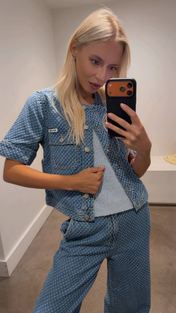 DKNY