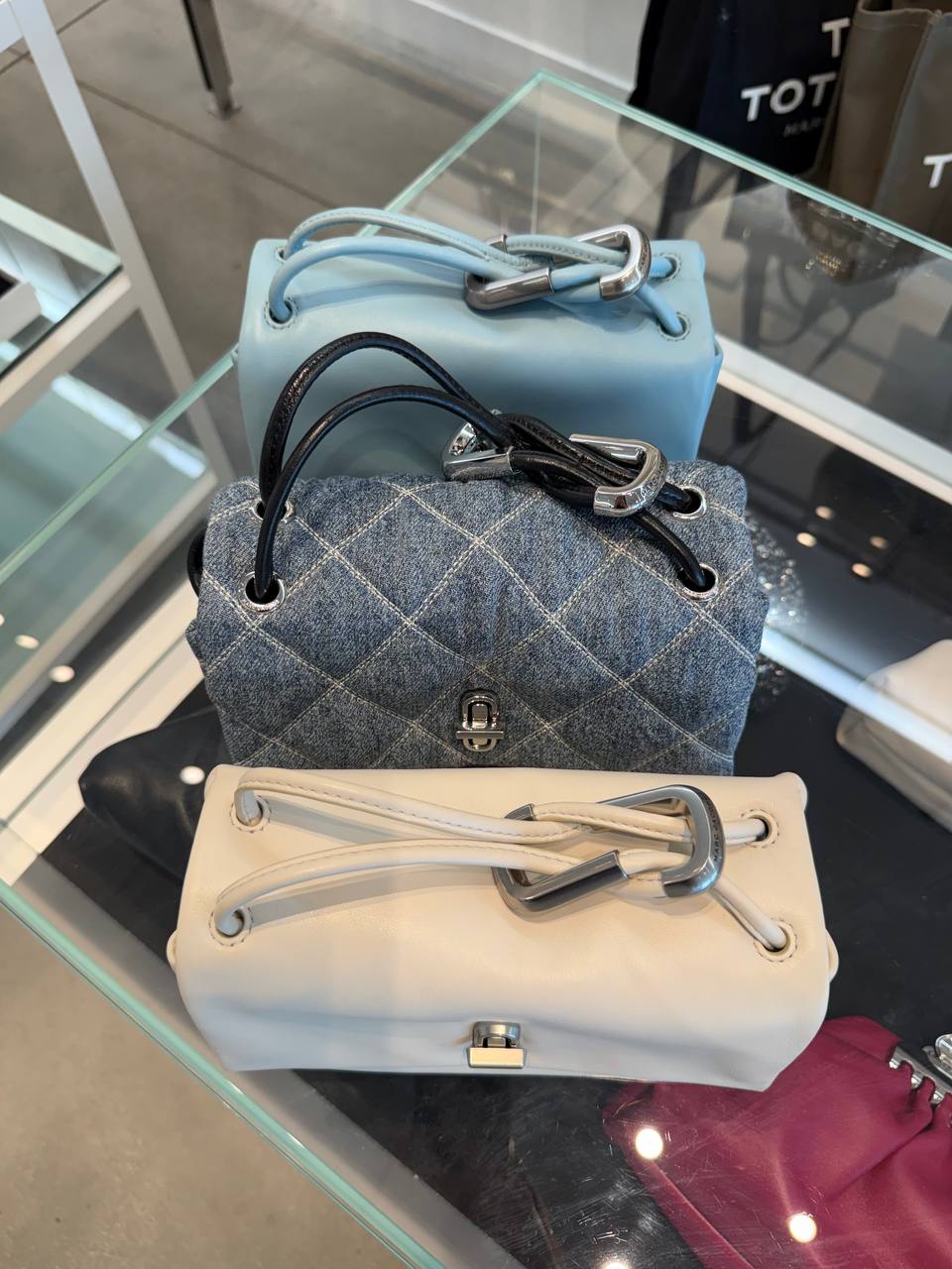 MARC JACOBS