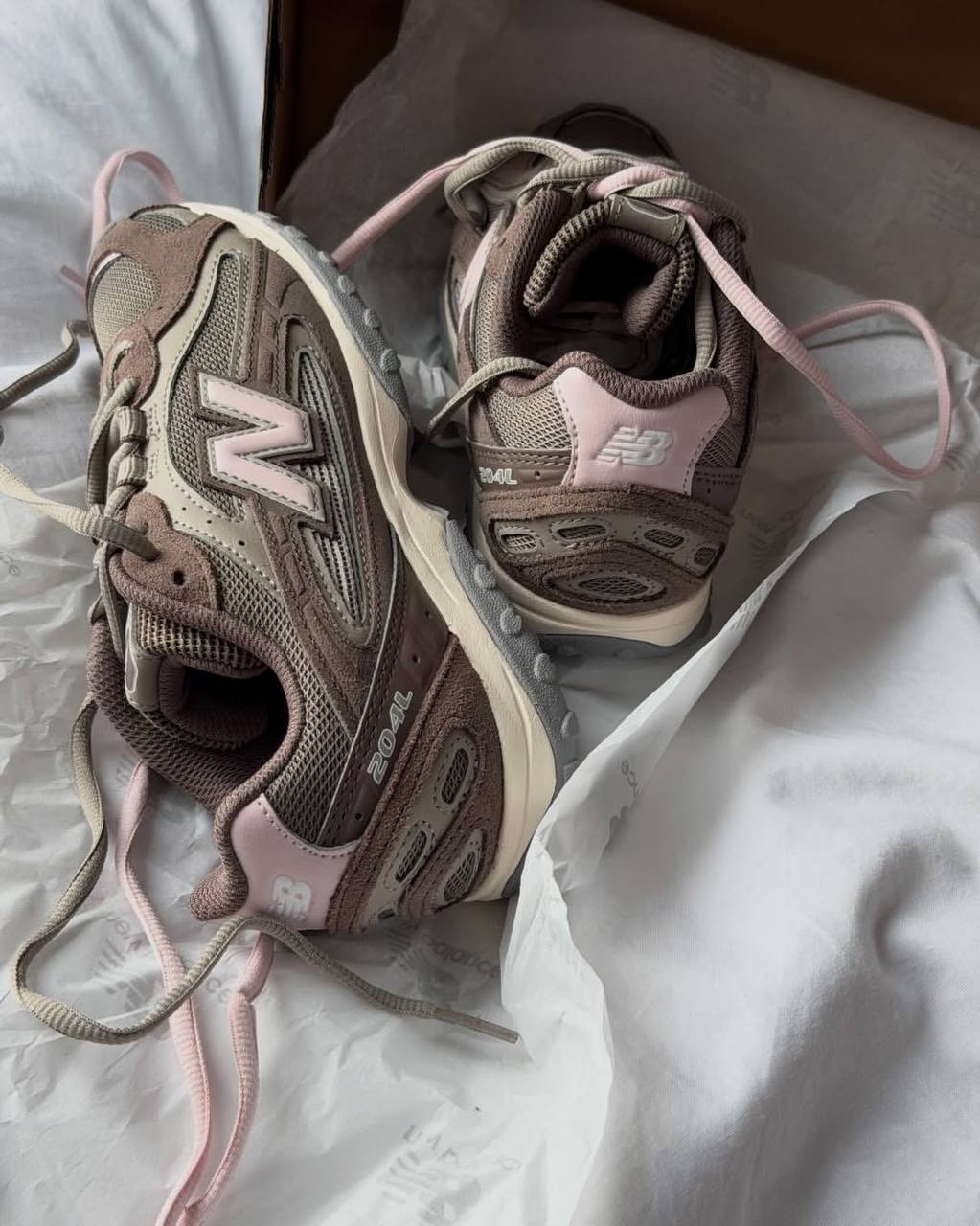 New Balance 🏷️ 92$
