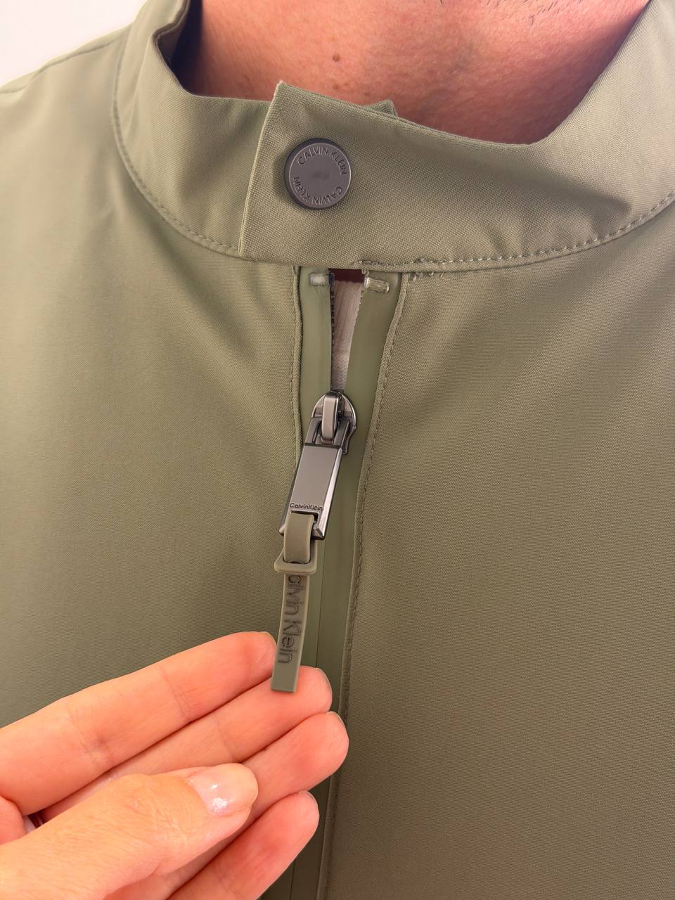 CALVIN KLEIN 🏷️ 51$